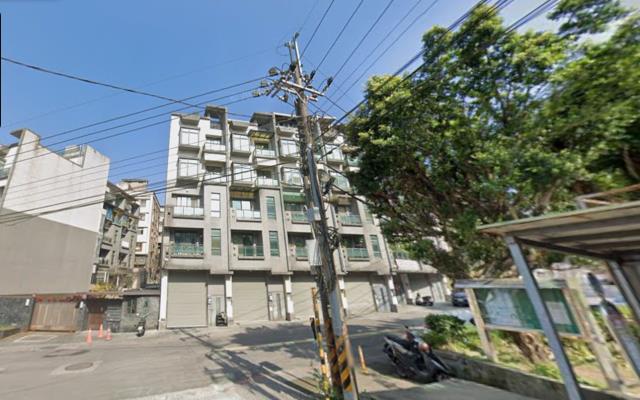 基隆七堵法拍透天-4