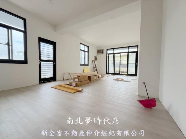 東區公寓-1