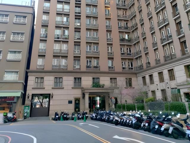 新北大樓法拍-4