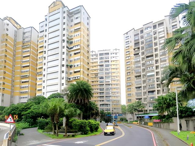 基隆中正區法拍大樓-2