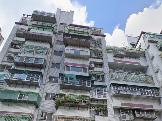 新莊拍賣大樓-2