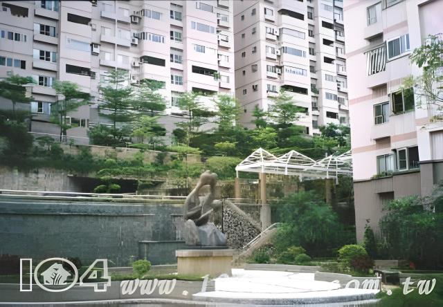 台北文山區大樓_木柵公園萃湖法拍-1