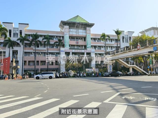 安南國中面公園傳統車庫別墅