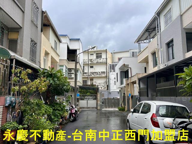 東區透天-11