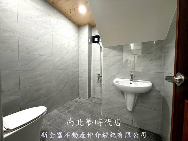 台南安南透天-8