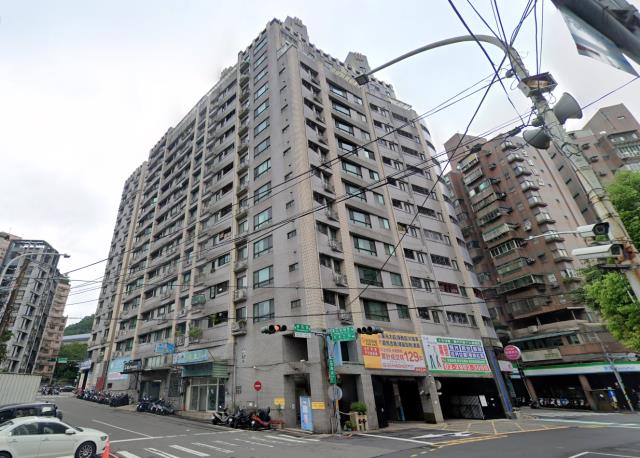 新北新莊法拍大樓-7