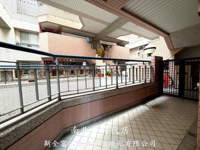 台南東區大樓-12
