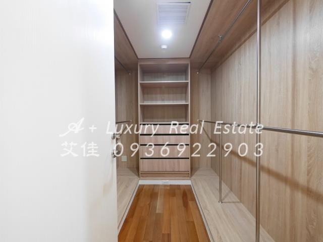 富陽大樓近捷運市政府MRT豪華公設松菸文創租台北市信義區豪宅