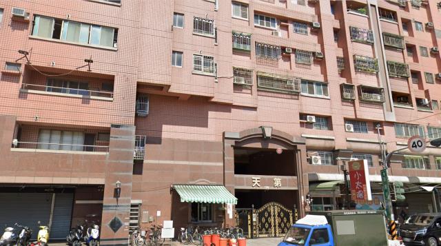 高雄岡山大樓法拍-5