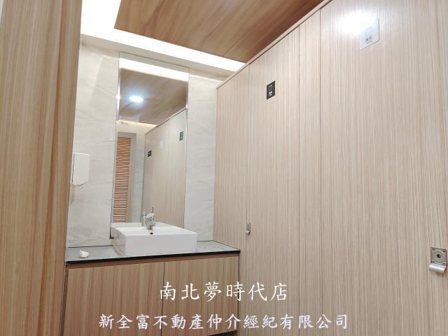 中西區透天-11