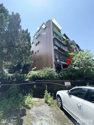 新店拍賣公寓_邊間一樓-5