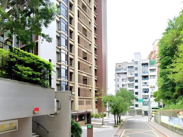 台北南港法拍大樓-3