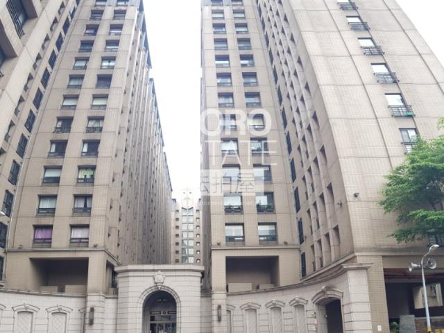中和法拍大樓-1