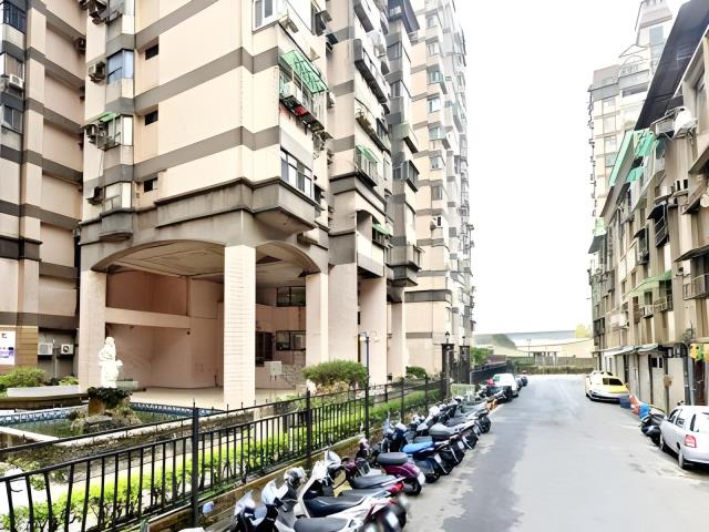 桃園平鎮法拍大樓-0