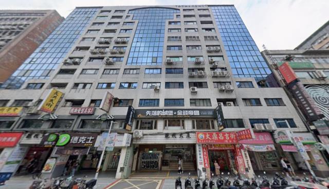 松山區法拍屋現代大廈南京東路四段113號1樓捷運台北小巨蛋站