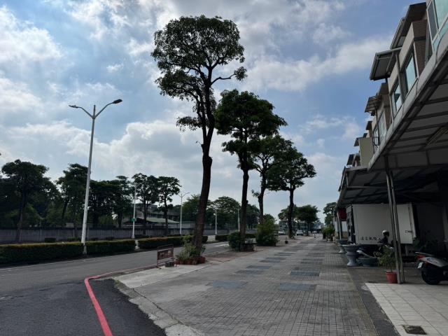 高雄拍賣透天-7