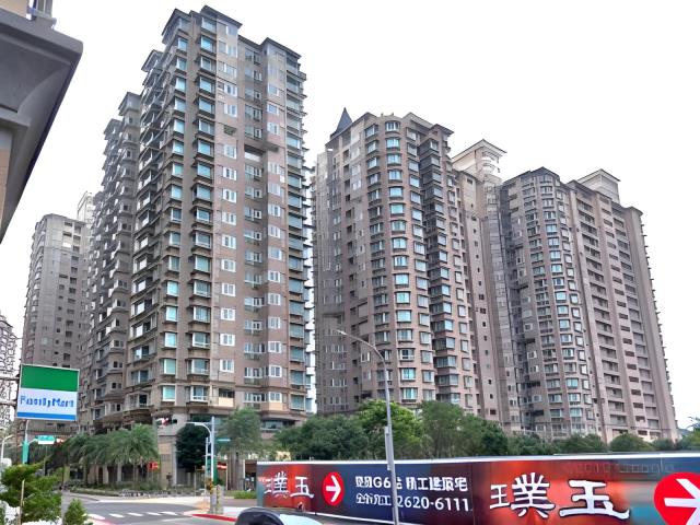 新北淡水法拍大樓-5