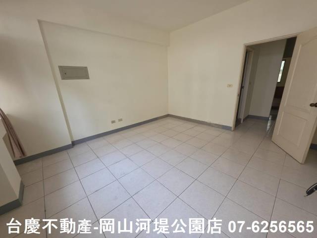 高雄楠梓透天-6