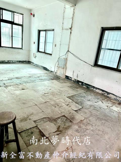 高雄鹽埕透天-4