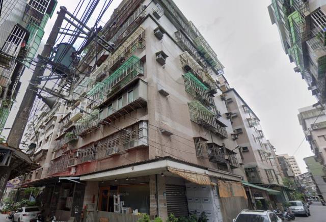 土城華廈法拍-4