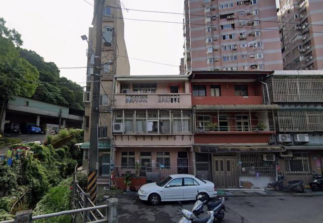 新北淡水透天法拍-2