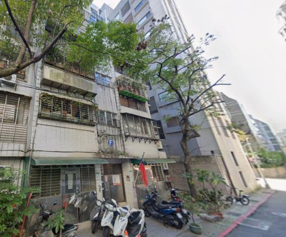 信義區法拍公寓-2