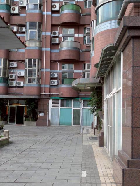 新北大樓_一樓法拍-2