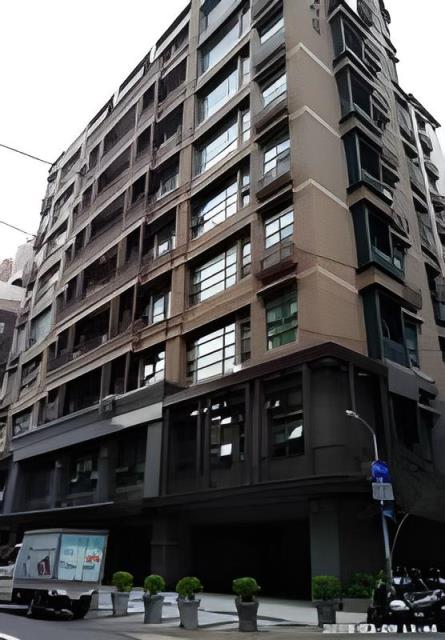 台北中山區大樓拍賣-0
