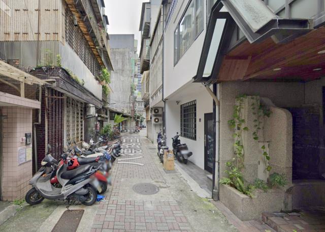 台北松山透天_附頂樓加蓋法拍-7