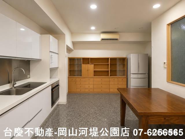 岡山大樓_店面-3