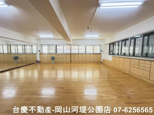 岡山大樓_店面-7