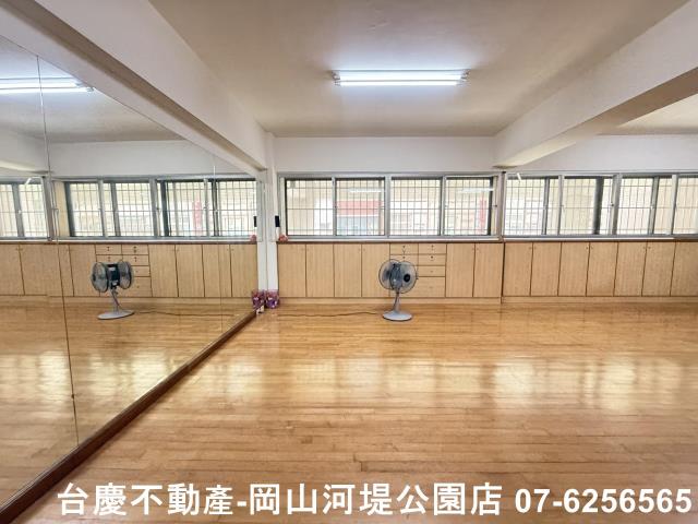 岡山大樓_店面-8