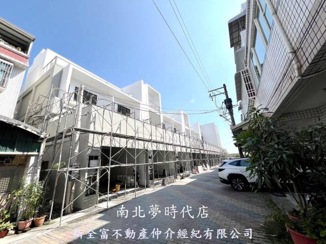 安南區電梯車墅