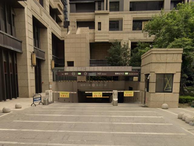 新北新莊法拍大樓-5