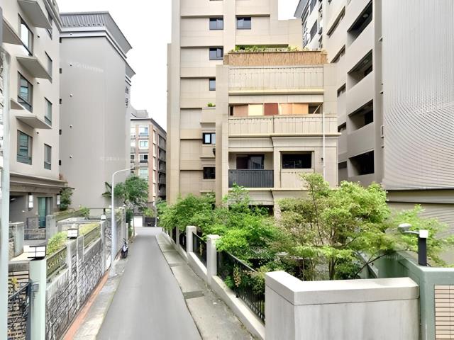內湖華廈_邊間2房車法拍-9