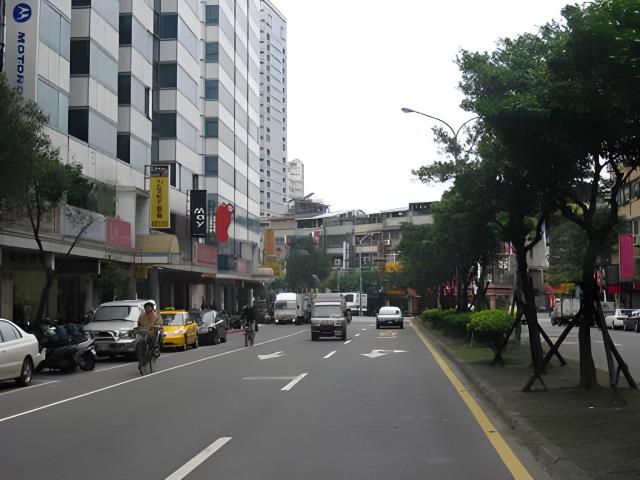 台北法拍大樓_華廈-2