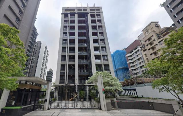 台北內湖華廈拍賣-1