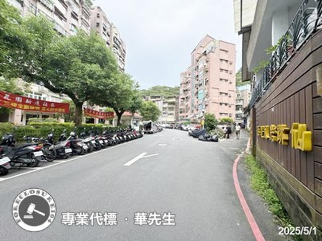 台北文山區法拍大樓-7