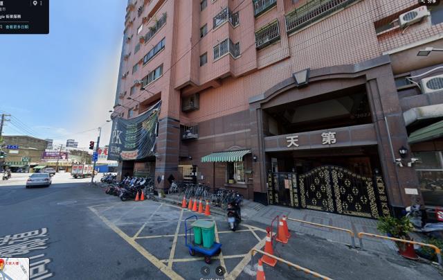 高雄岡山法拍大樓-4