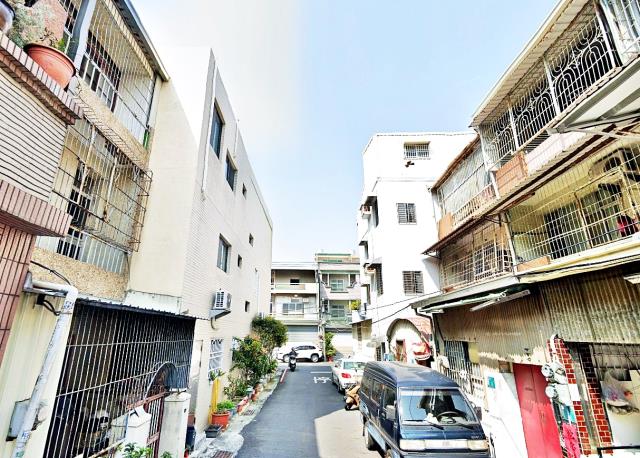 安南區文安街透天