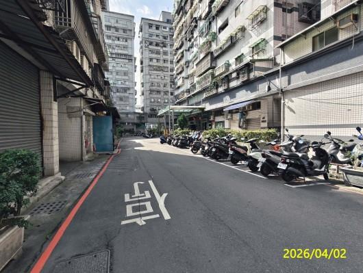 新店大樓_華廈_邊間低公設比法拍-5
