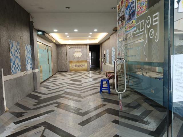 東區透天_店面-1