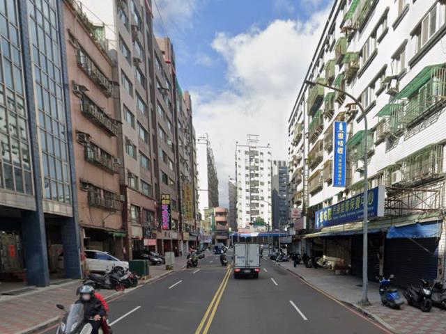 新北三重法拍大樓-11