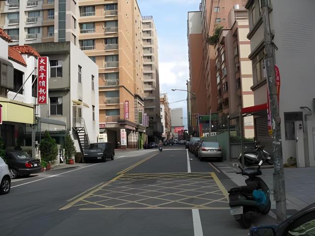 桃園區法拍大樓_華廈-3