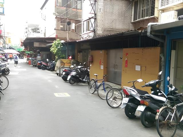 台北松山法拍華廈_店面_住家門口可停車-7