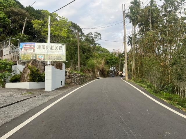 南投鹿谷山坡地-12