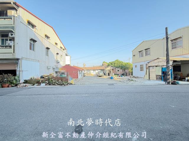 專近新營交流道方正商業用地