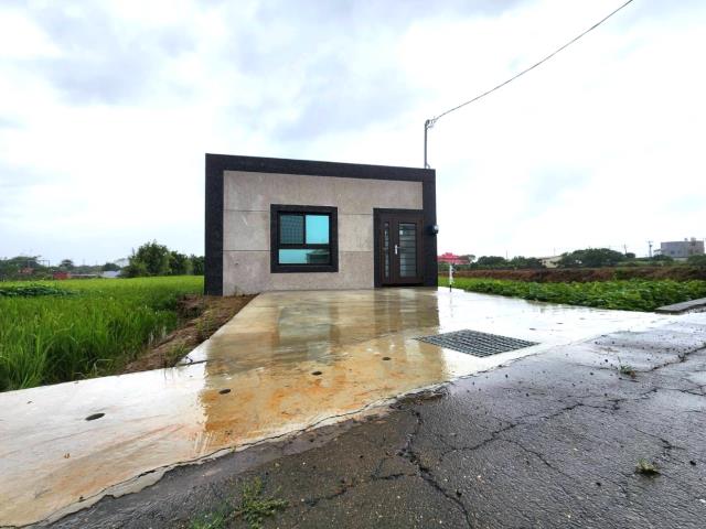 摩爾莊園新屋超美資材室大坡國中東明國小買賣土地
