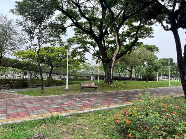 屏東屏東市高中職用地-12
