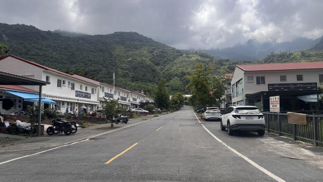 縱農240近紅葉國小旁33分原保地